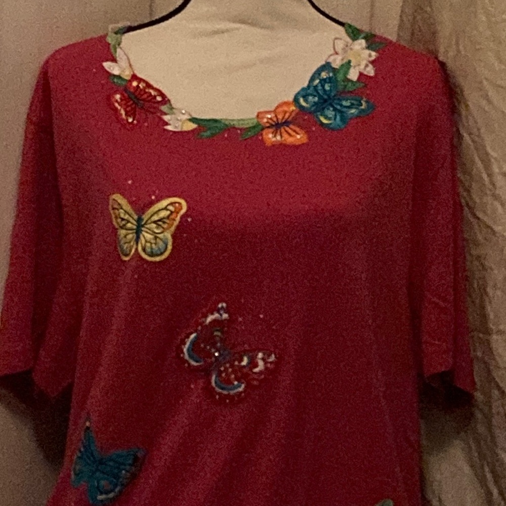 Red Embellished 3/4 Sleeve Blouse